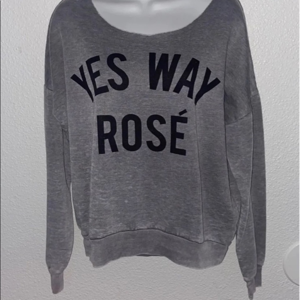 YES Way Rose Sweatshirt Size Medium